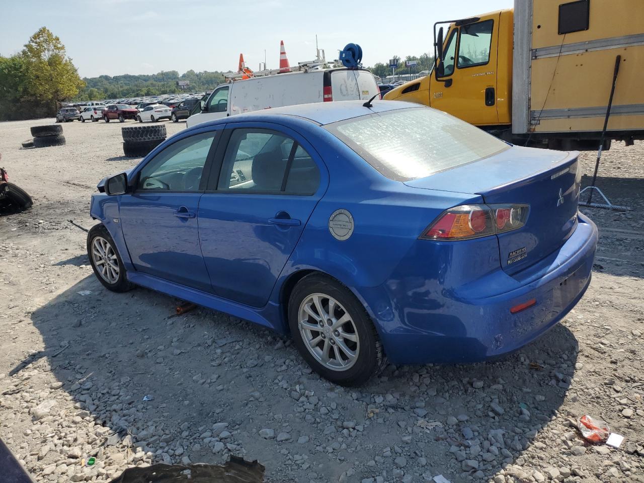 2011 Mitsubishi Lancer Es - Фото 2