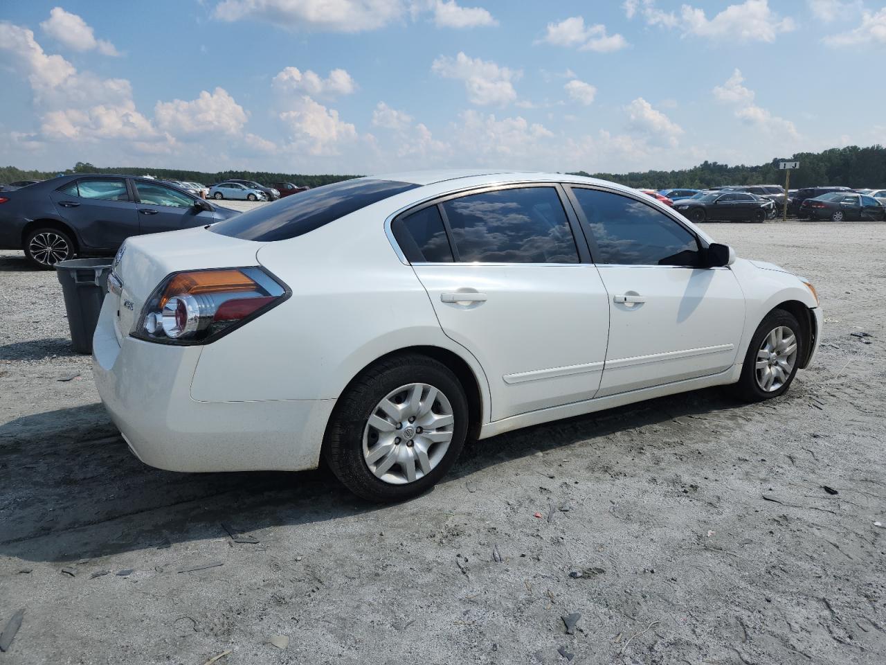 2012 Nissan Altima Base - Фото 3