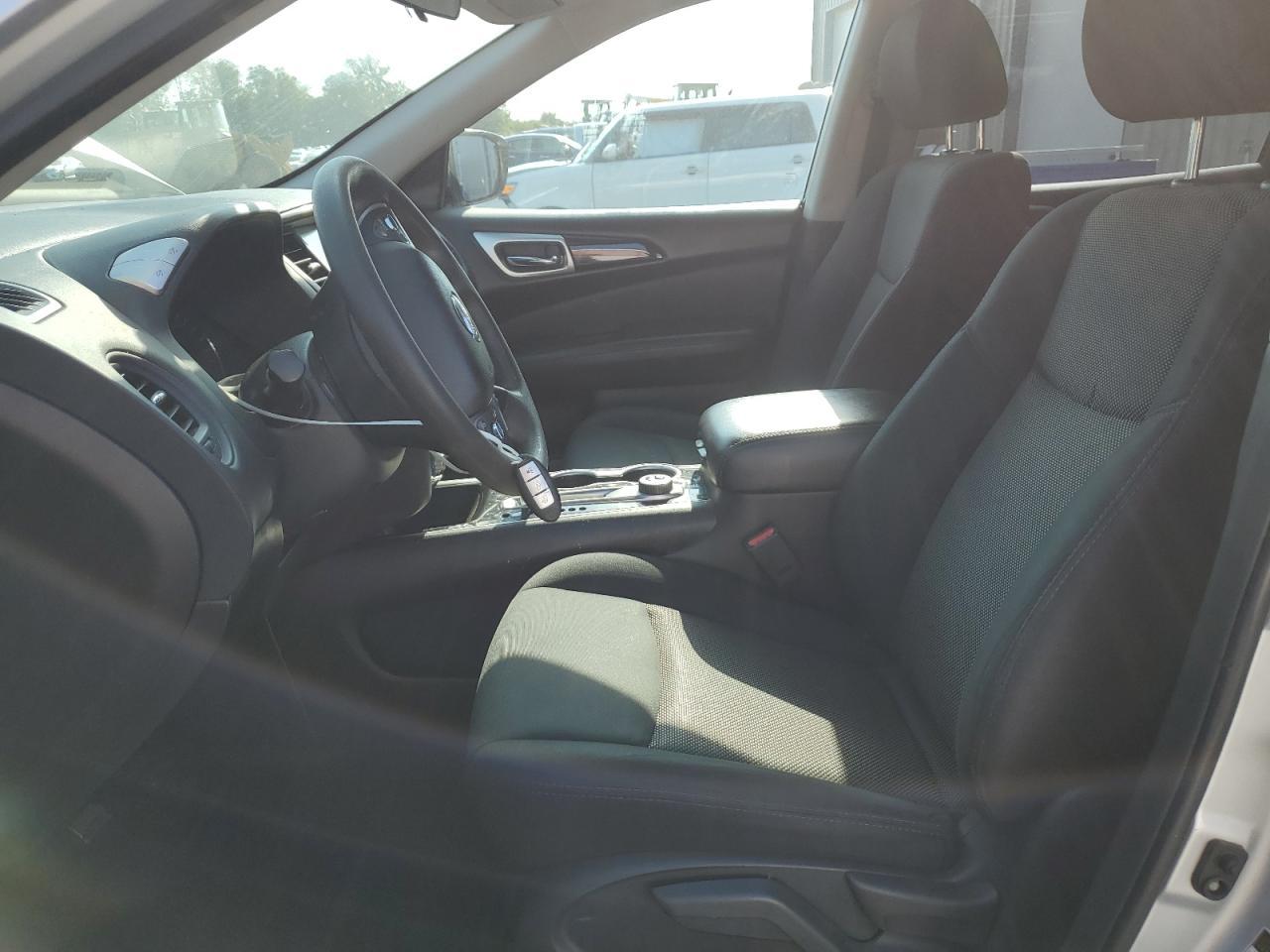 2018 Nissan Pathfinder S - Image 7