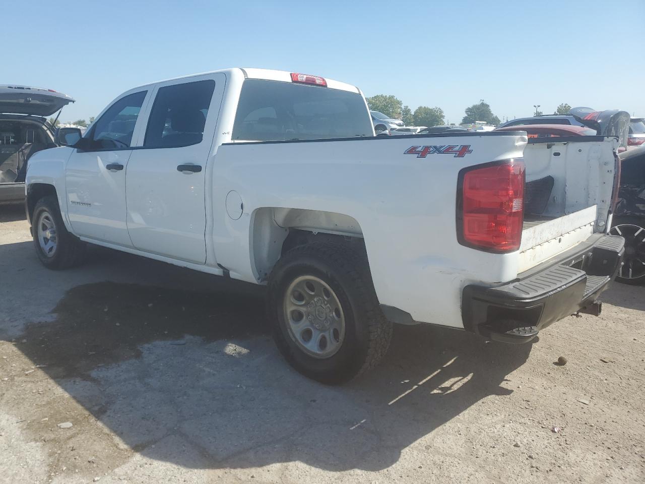 2016 Chevrolet Silverado K1500 - Фото 2