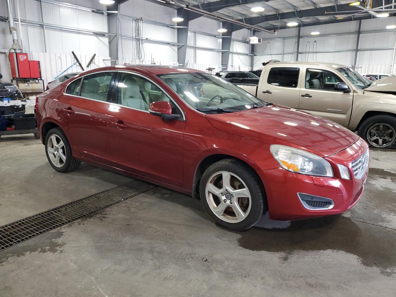 2013 Volvo S60 T5 - Image 4