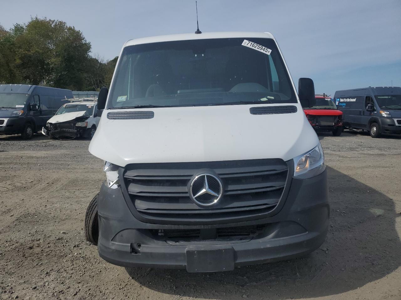 2024 Mercedes-Benz Sprinter 2500 - Фото 5