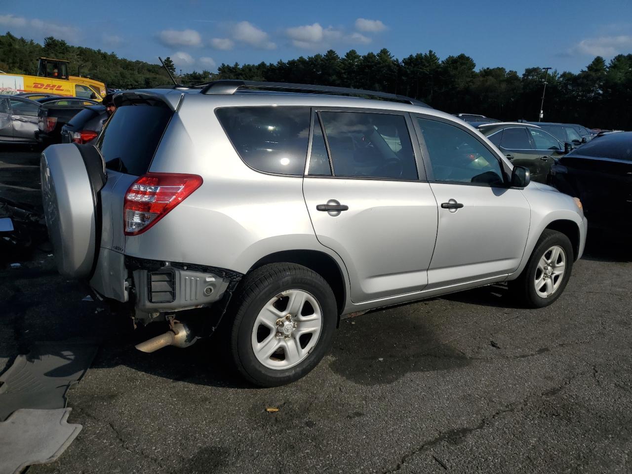 2011 Toyota Rav4 - Image 3