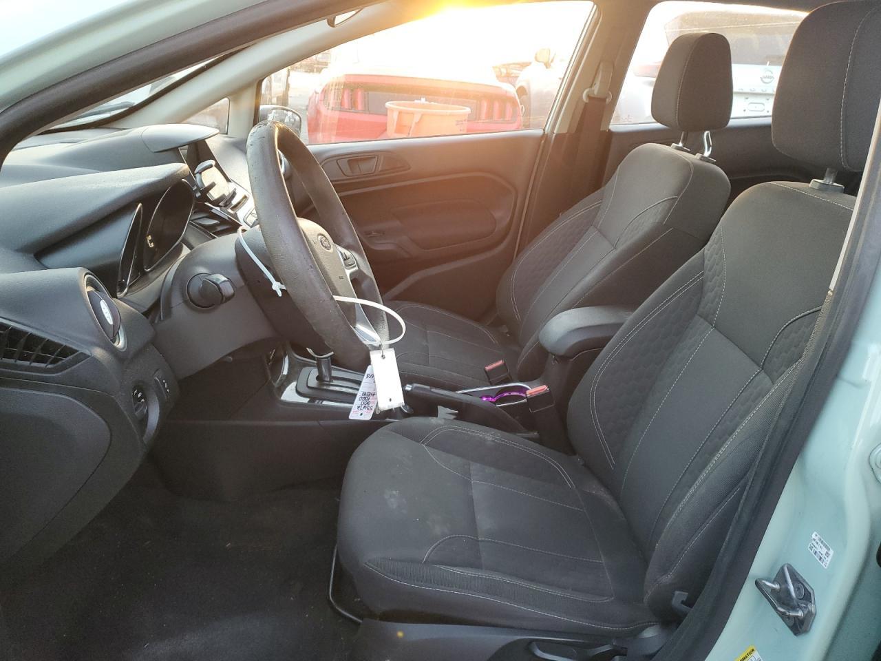 2017 Ford Fiesta Se - Фото 7