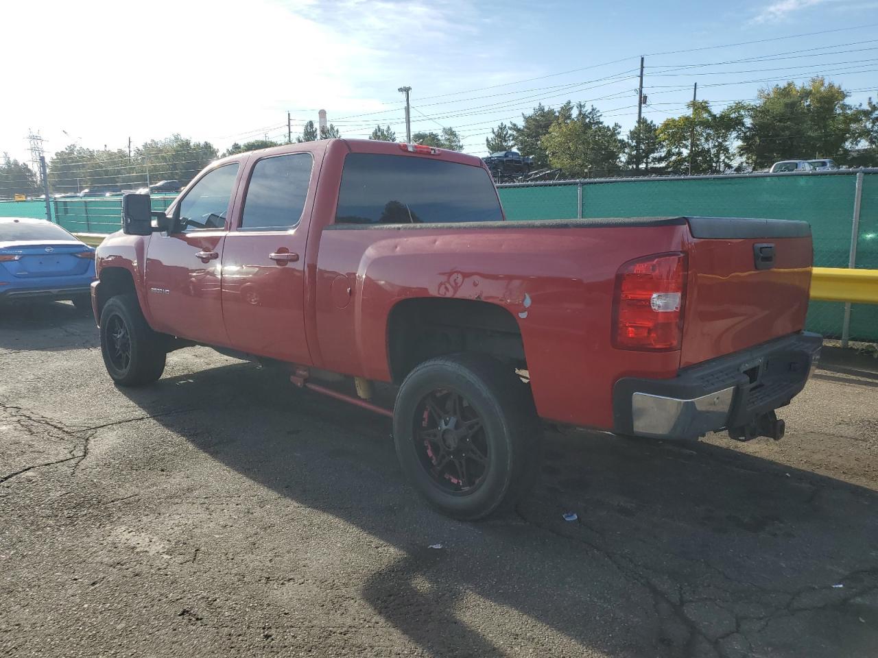 2014 Chevrolet Silverado K2500 Heavy Duty Lt - Image 2