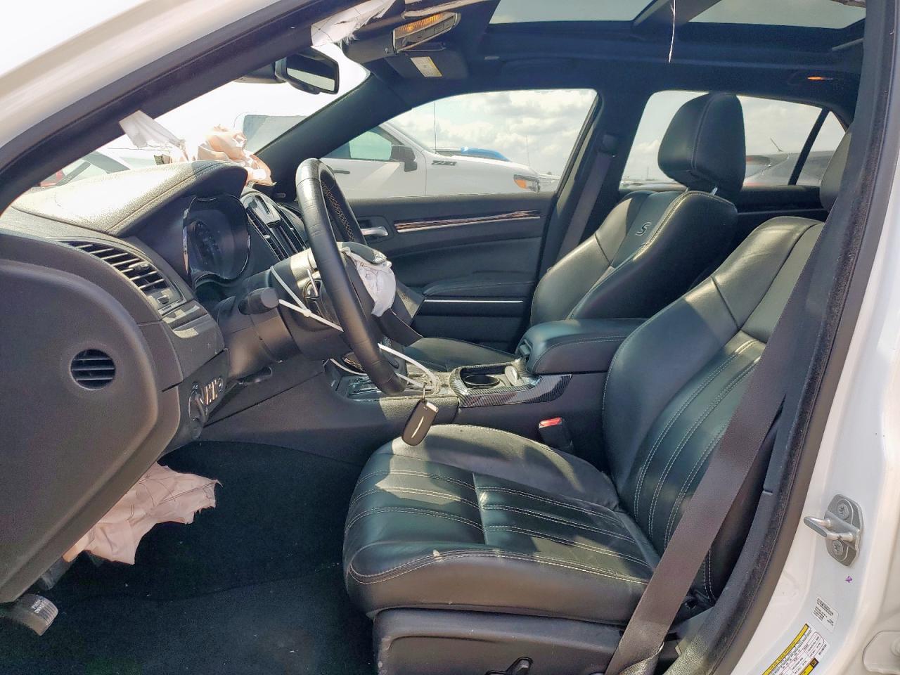 2022 Chrysler 300 S - Фото 7