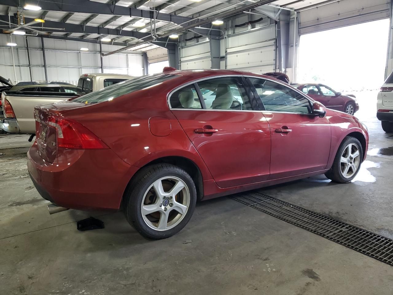 2013 Volvo S60 T5 - Image 3