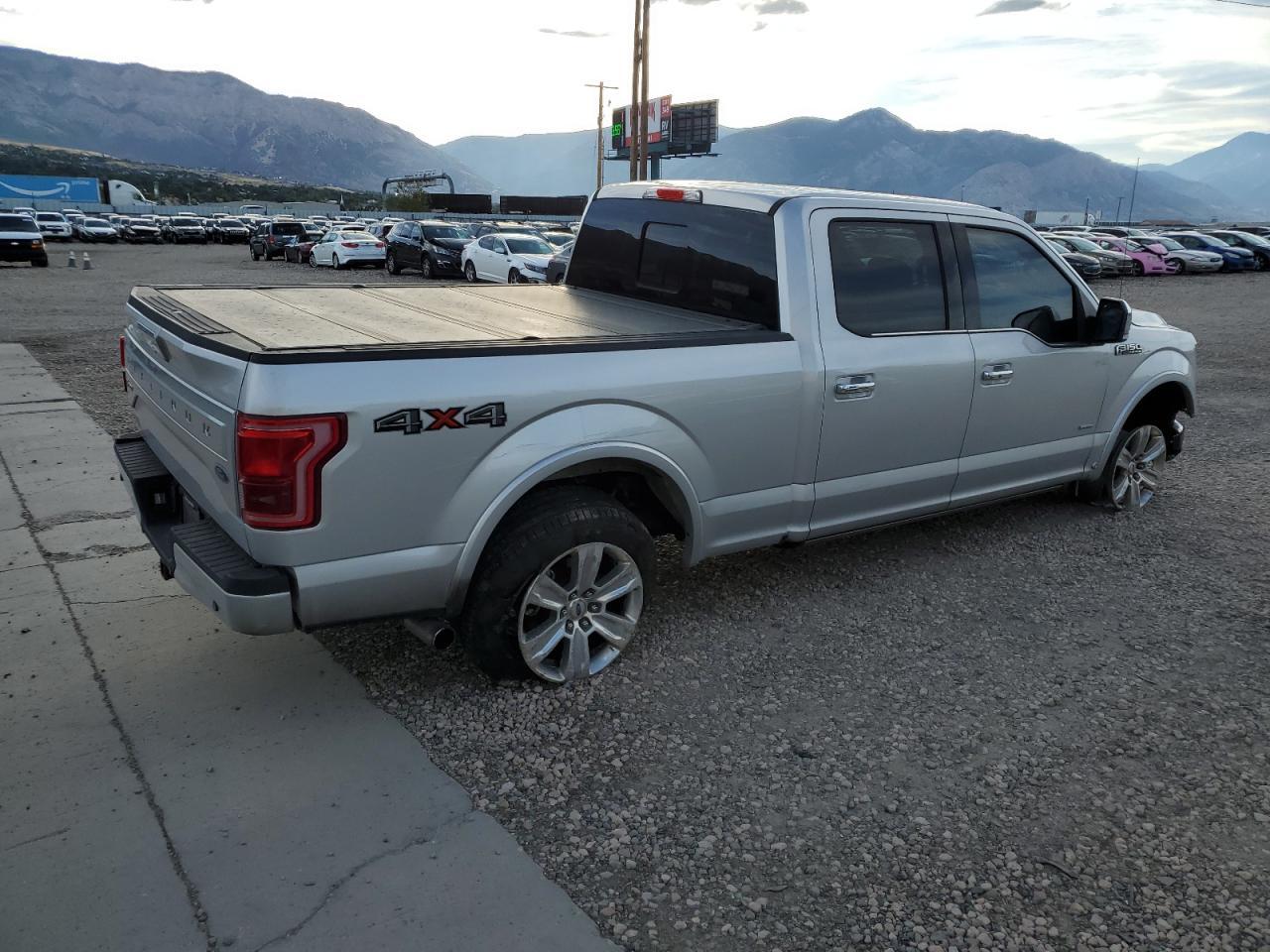 2015 Ford F150 Supercrew - Фото 3