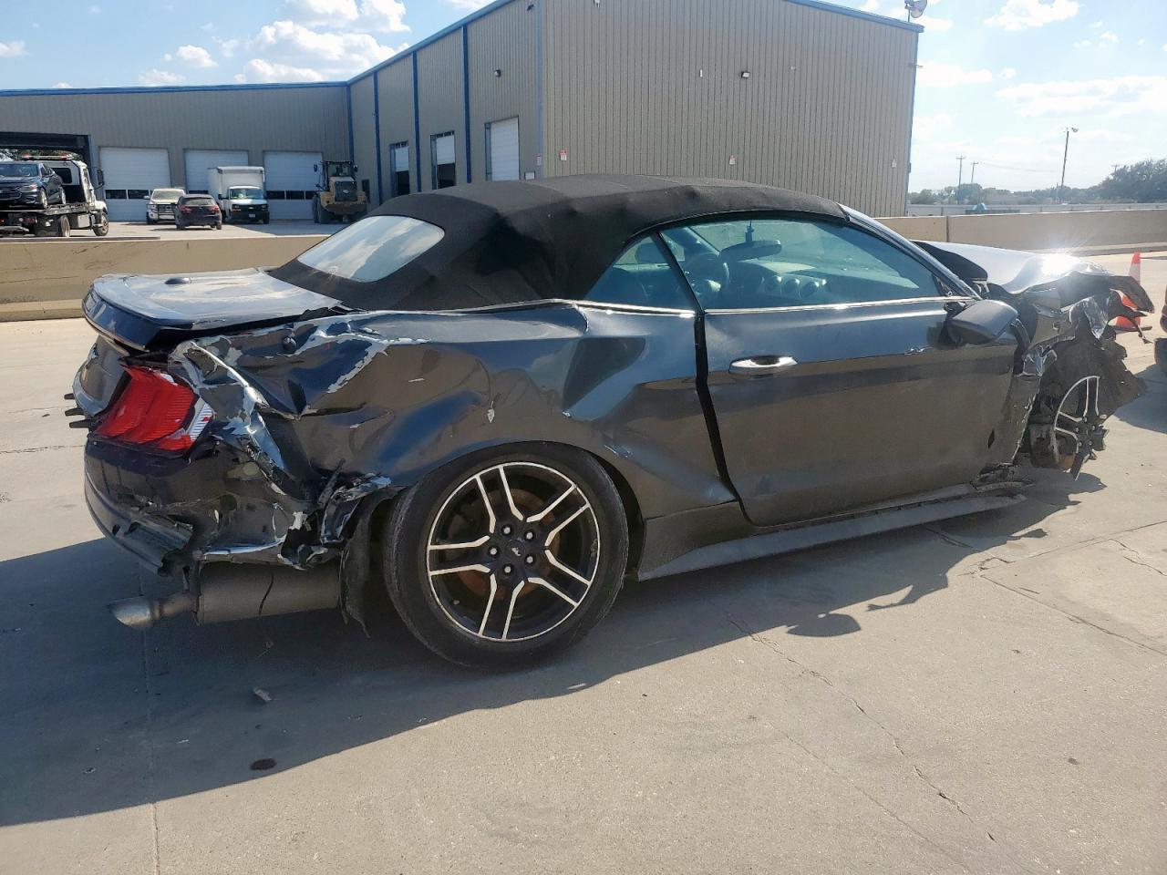 2020 Ford Mustang - Image 3