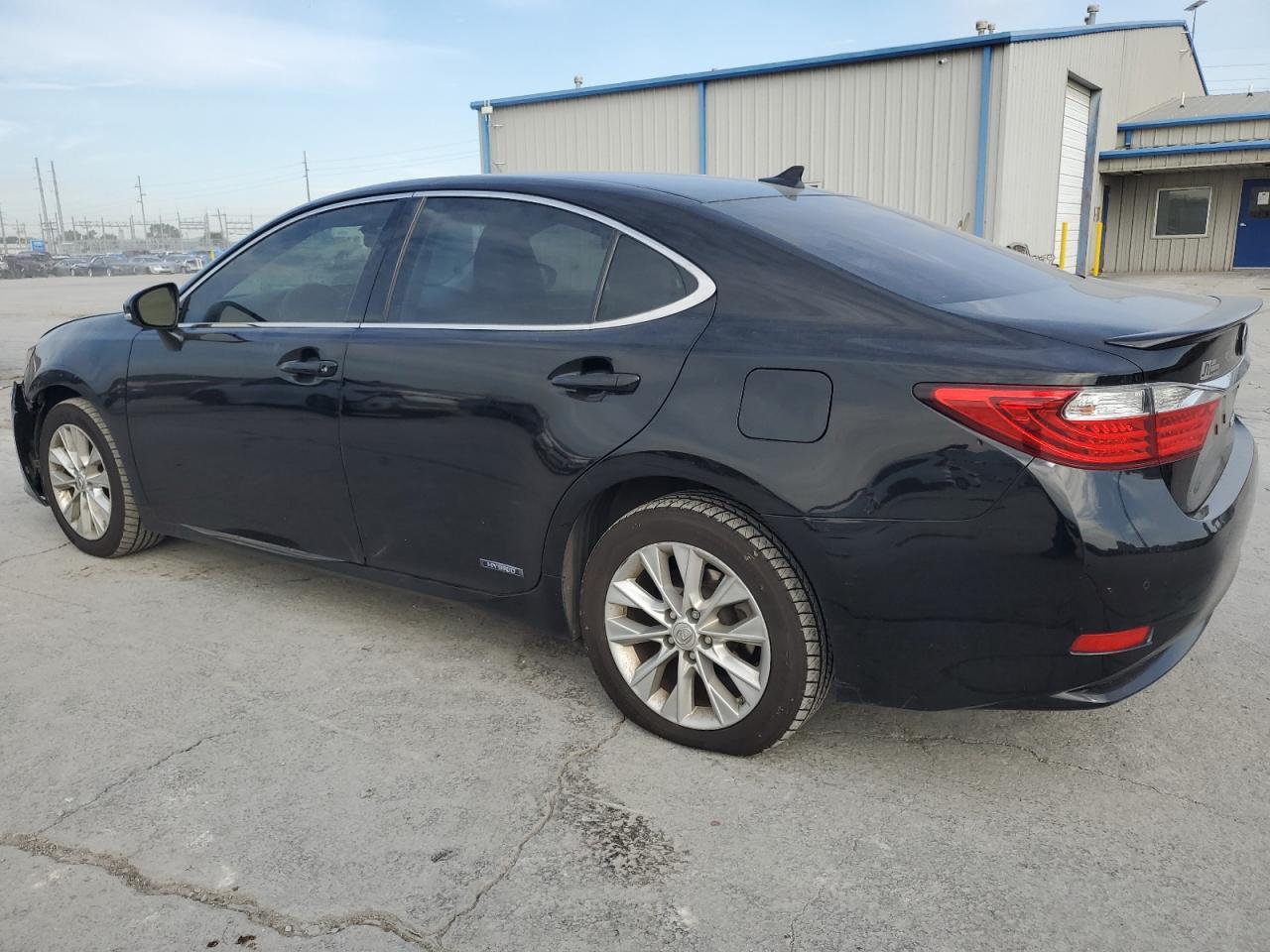 2013 Lexus Es 300H - Фото 2