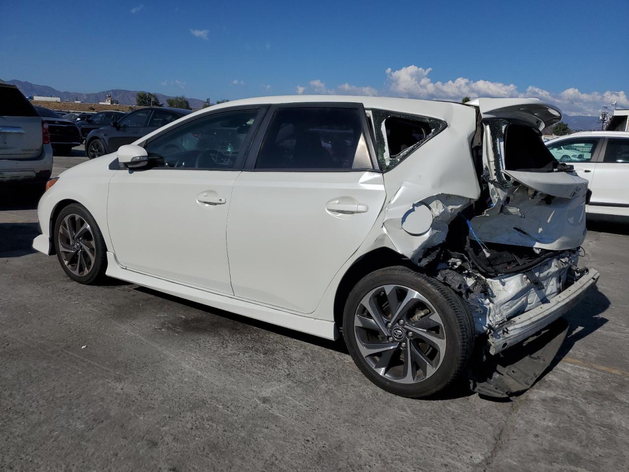 2018 Toyota Corolla Im - Фото 2
