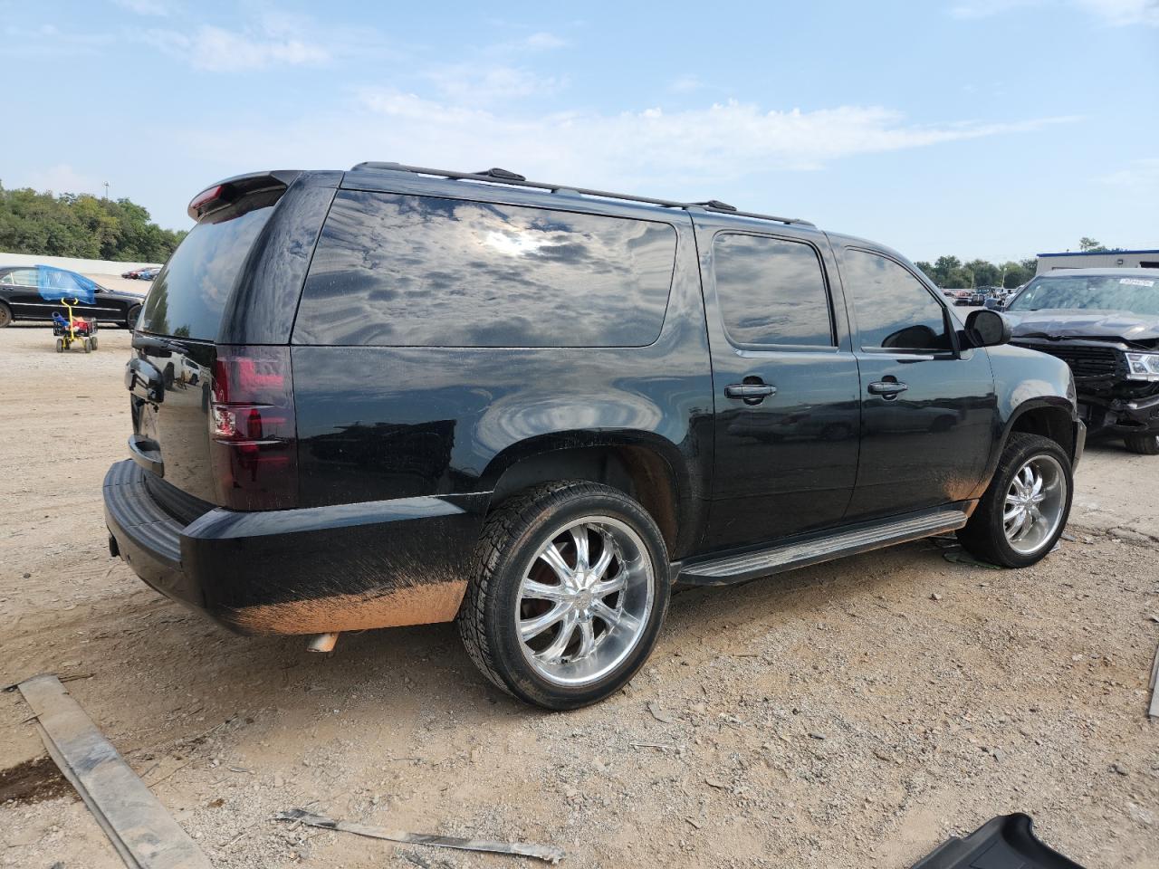 2008 Chevrolet Suburban K1500 Ls - Фото 3