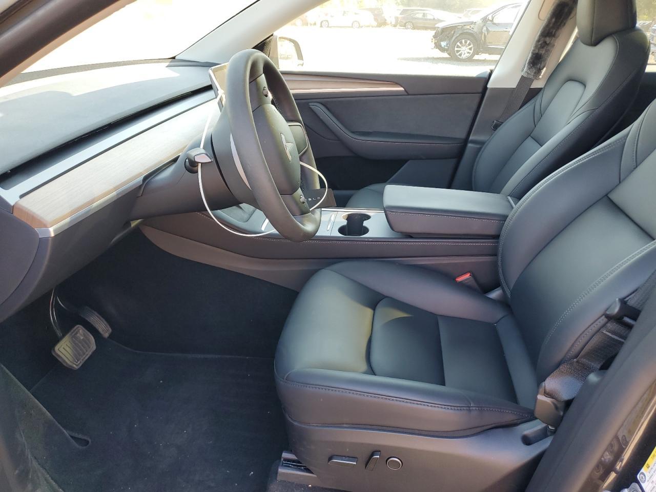 2024 Tesla Model Y - Image 7