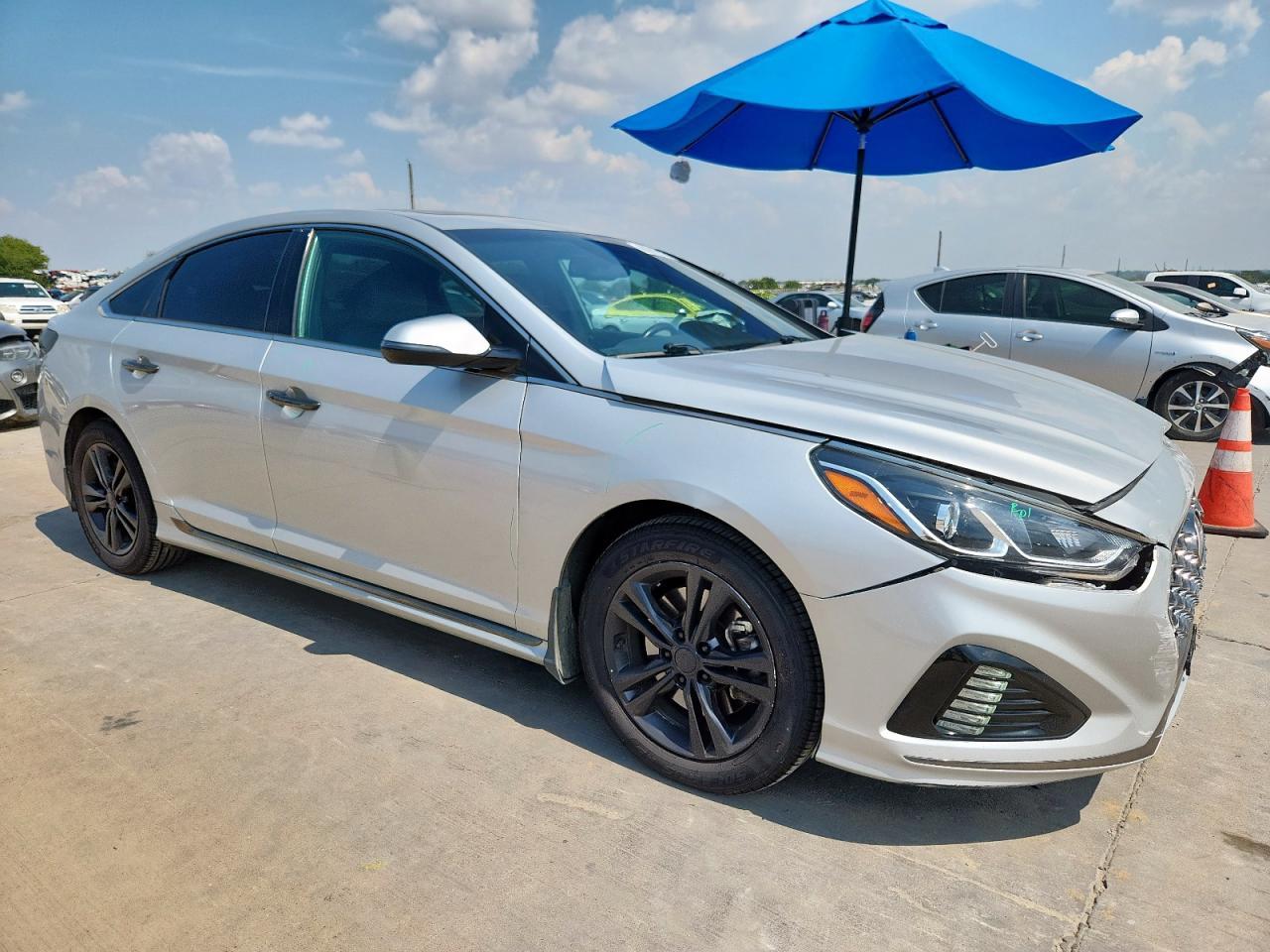 2019 Hyundai Sonata Limited - Image 4