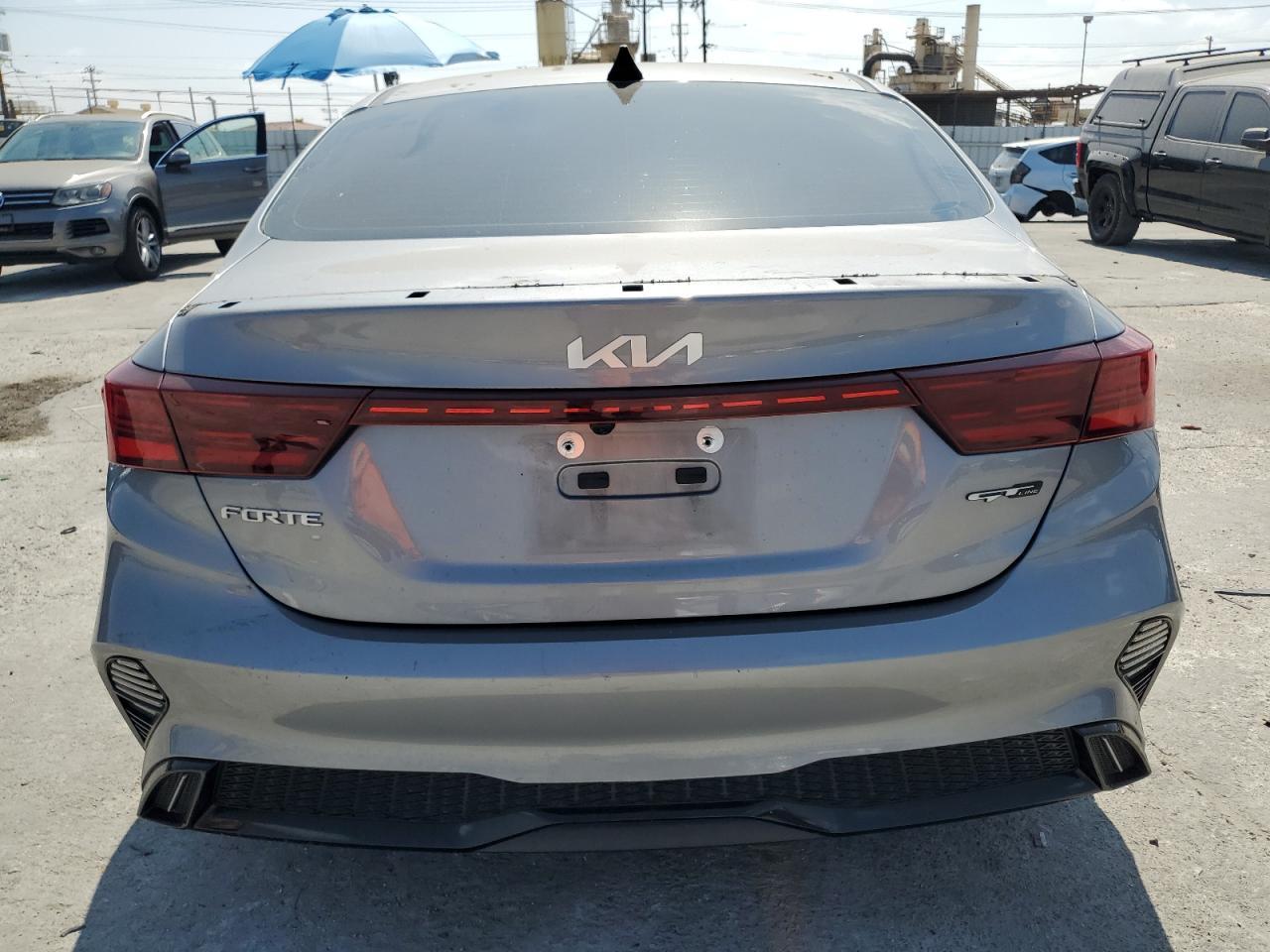 2023 Kia Forte Gt Line - Фото 6