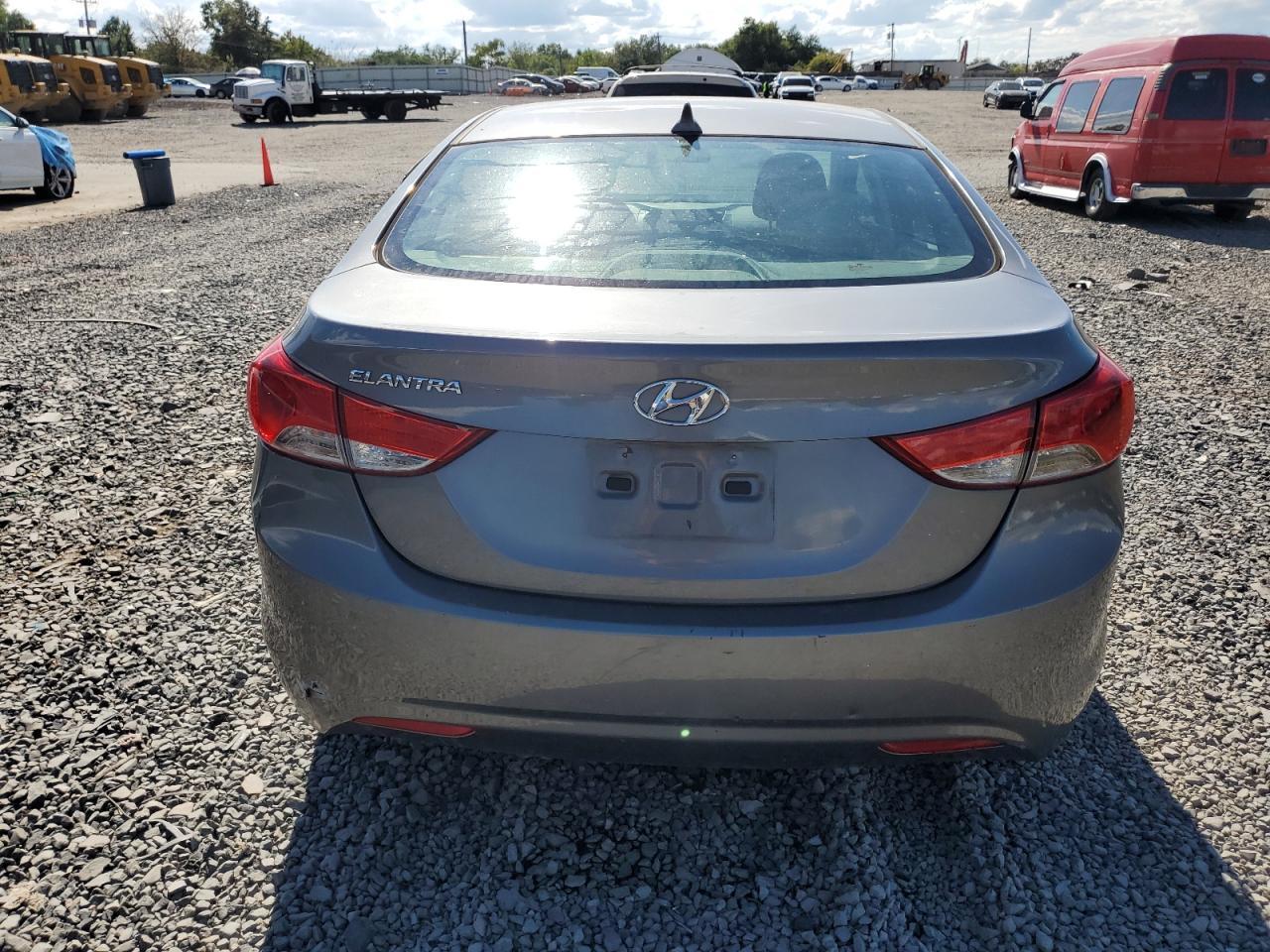 2011 Hyundai Elantra Gls - Фото 6