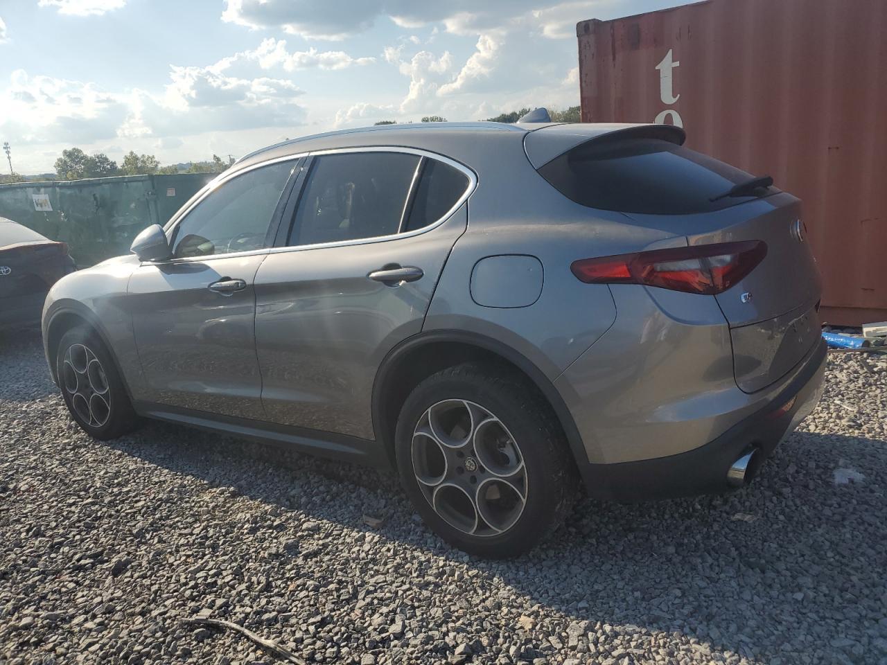 2018 Alfa Romeo Stelvio - Фото 2