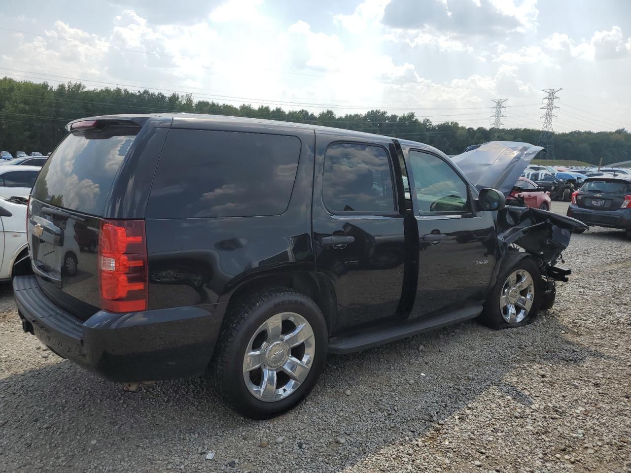 2014 Chevrolet Tahoe Police - Image 3