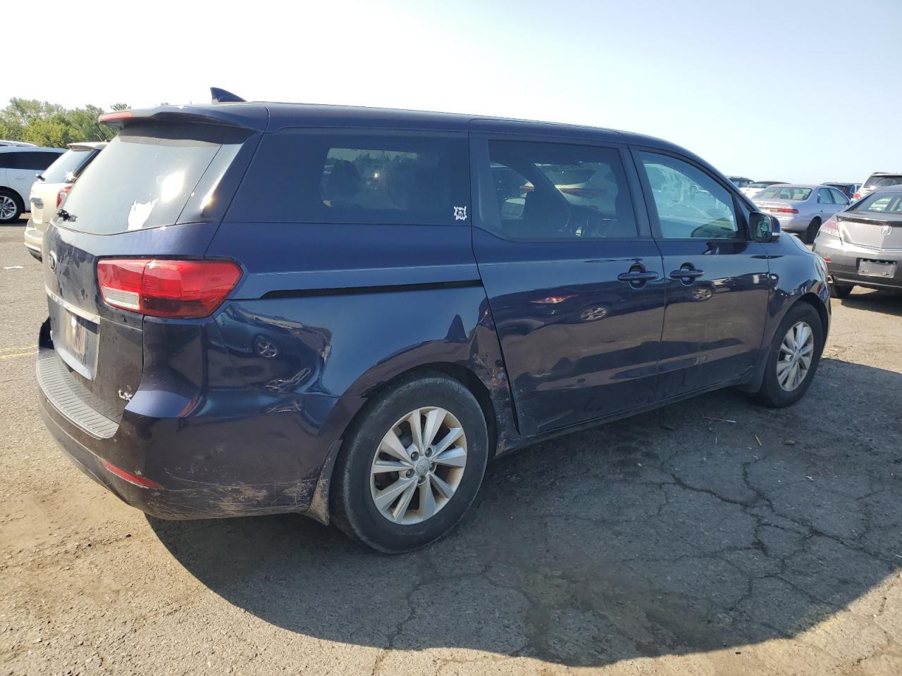 2018 Kia Sedona Lx - Фото 3