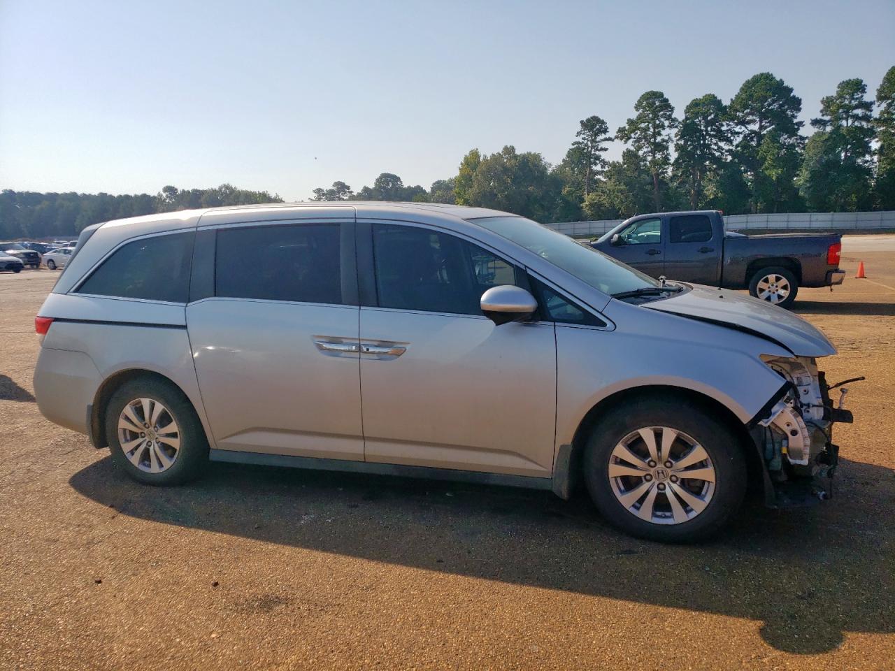 2015 Honda Odyssey Exl - Фото 4