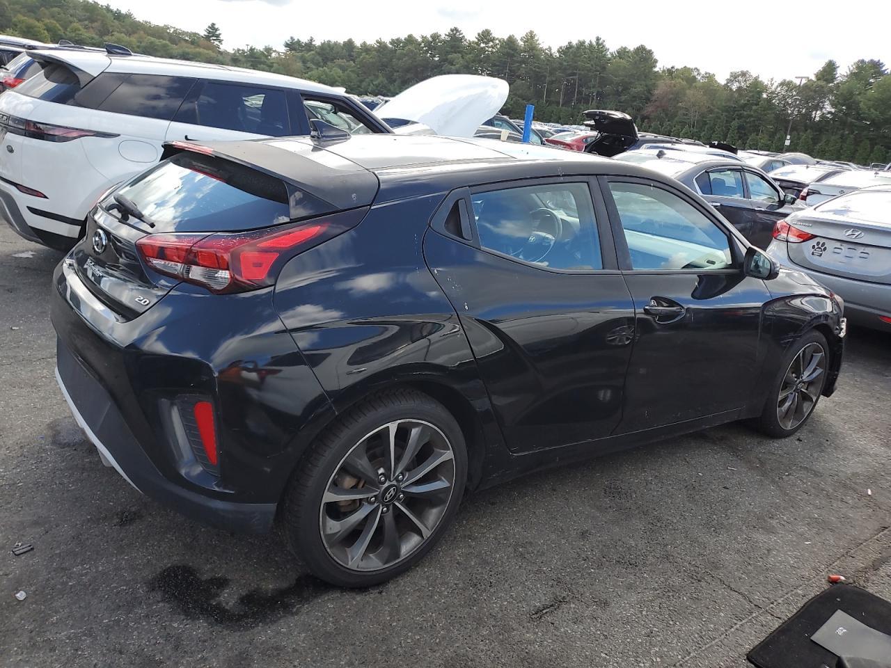 2019 Hyundai Veloster Base - Фото 3
