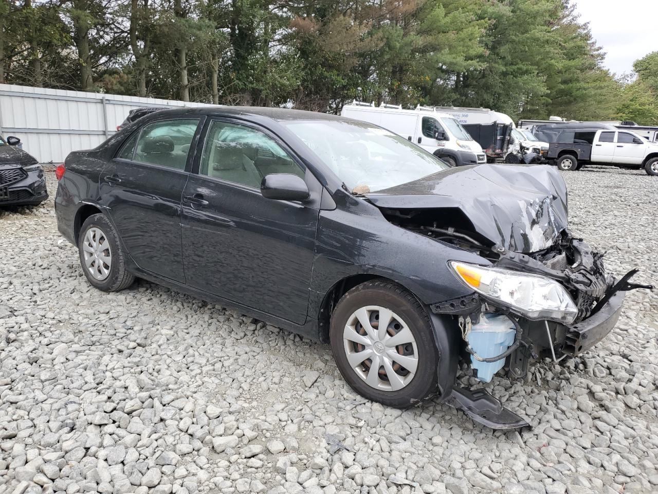 2011 Toyota Corolla Base - Фото 4