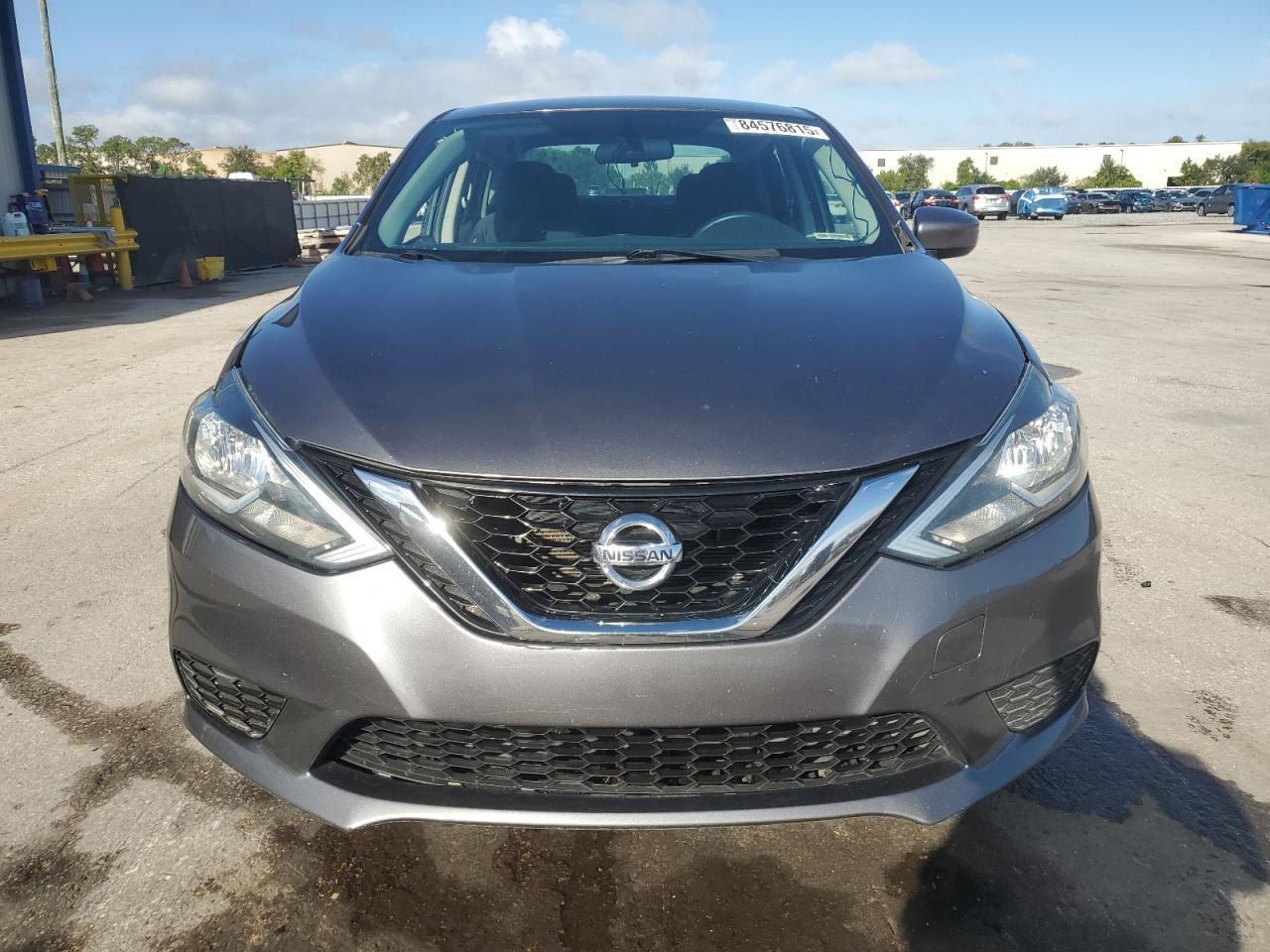 2016 Nissan Sentra S - Image 5