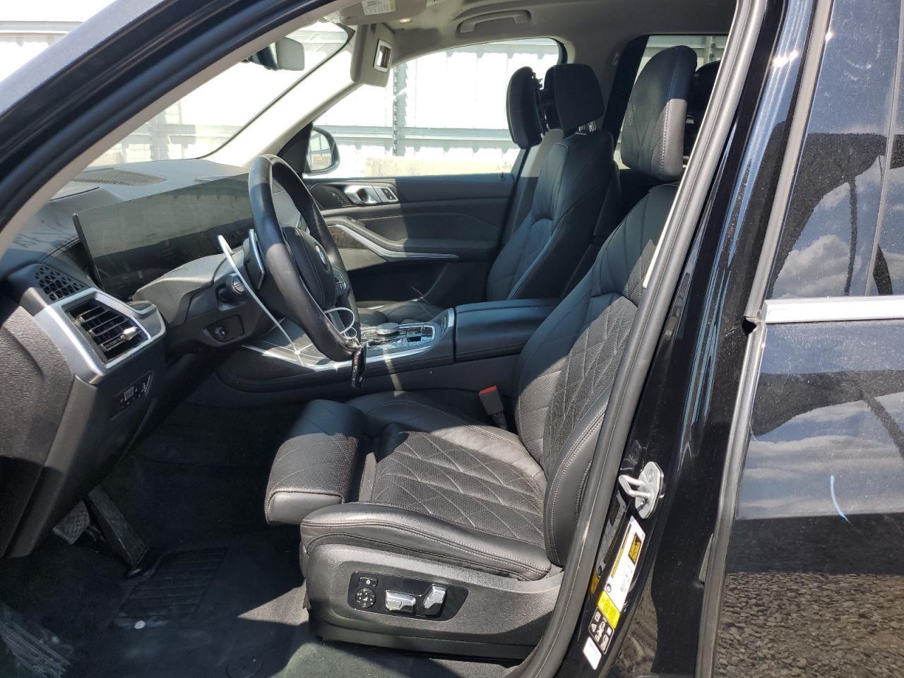 2023 BMW X7 xDrive40I - Фото 7