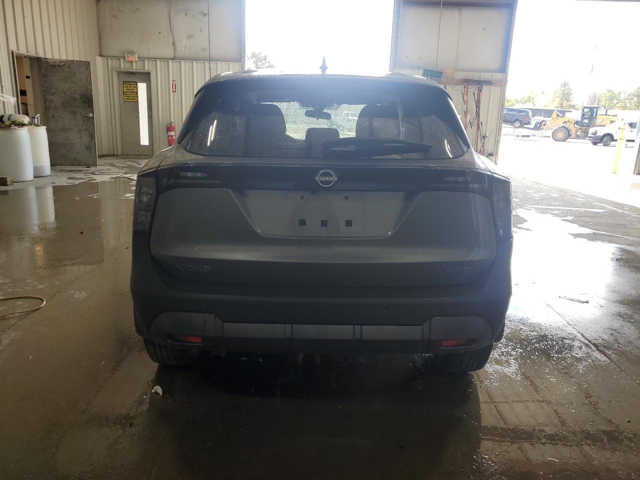 2025 Nissan Kicks Sv - Image 6