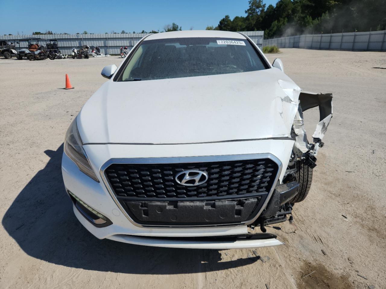 2017 Hyundai Sonata Hybrid - Image 5