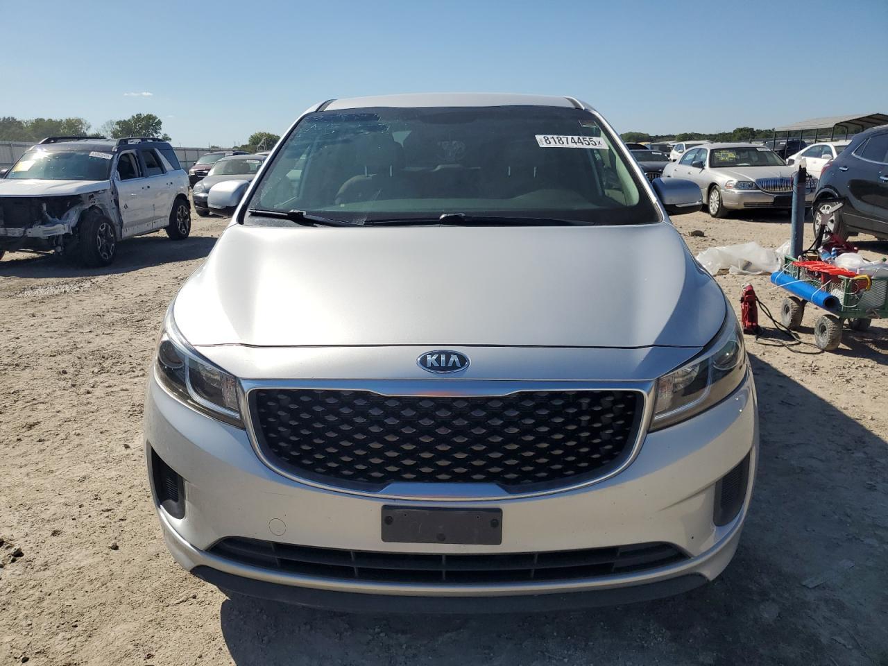 2018 Kia Sedona Lx - Фото 5