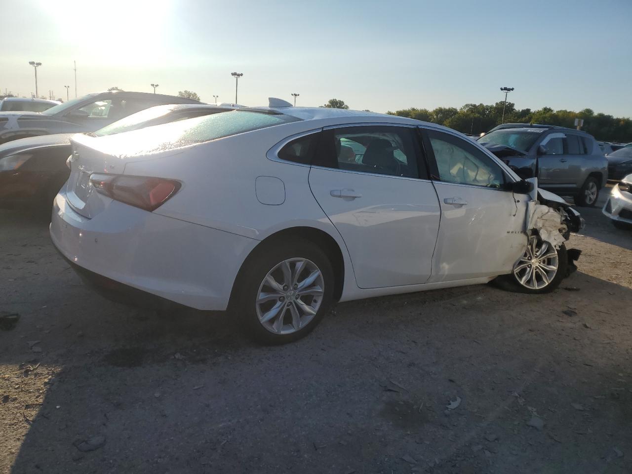2020 Chevrolet Malibu Lt - Image 3