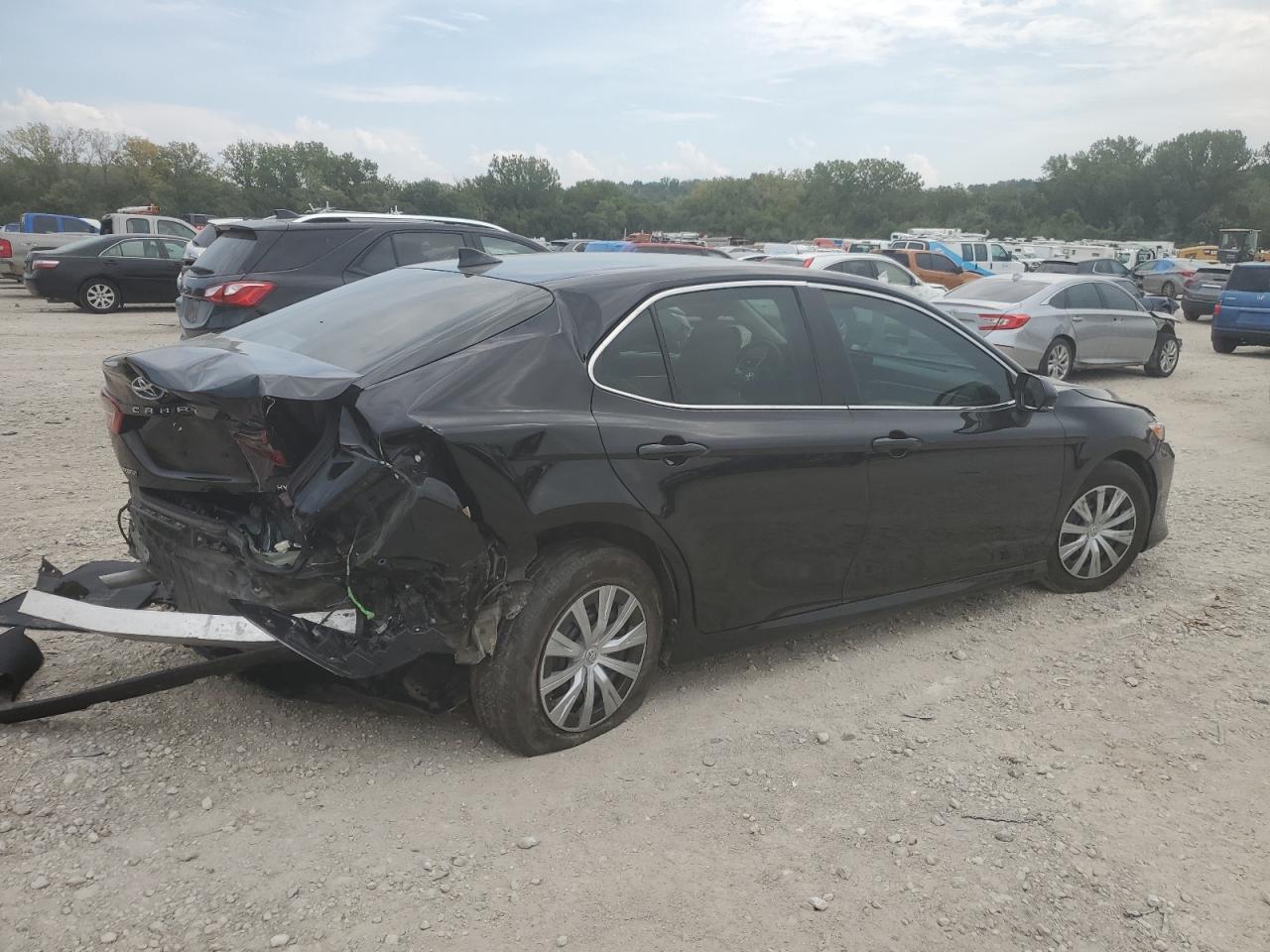 2023 Toyota Camry Le - Image 3