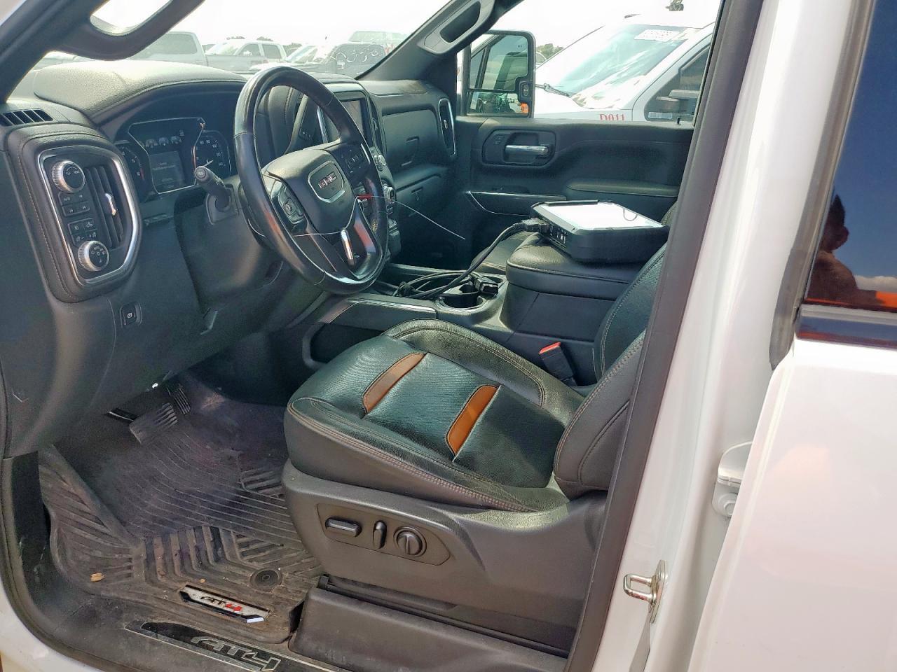 2020 GMC Sierra K2500 At4 - Image 7