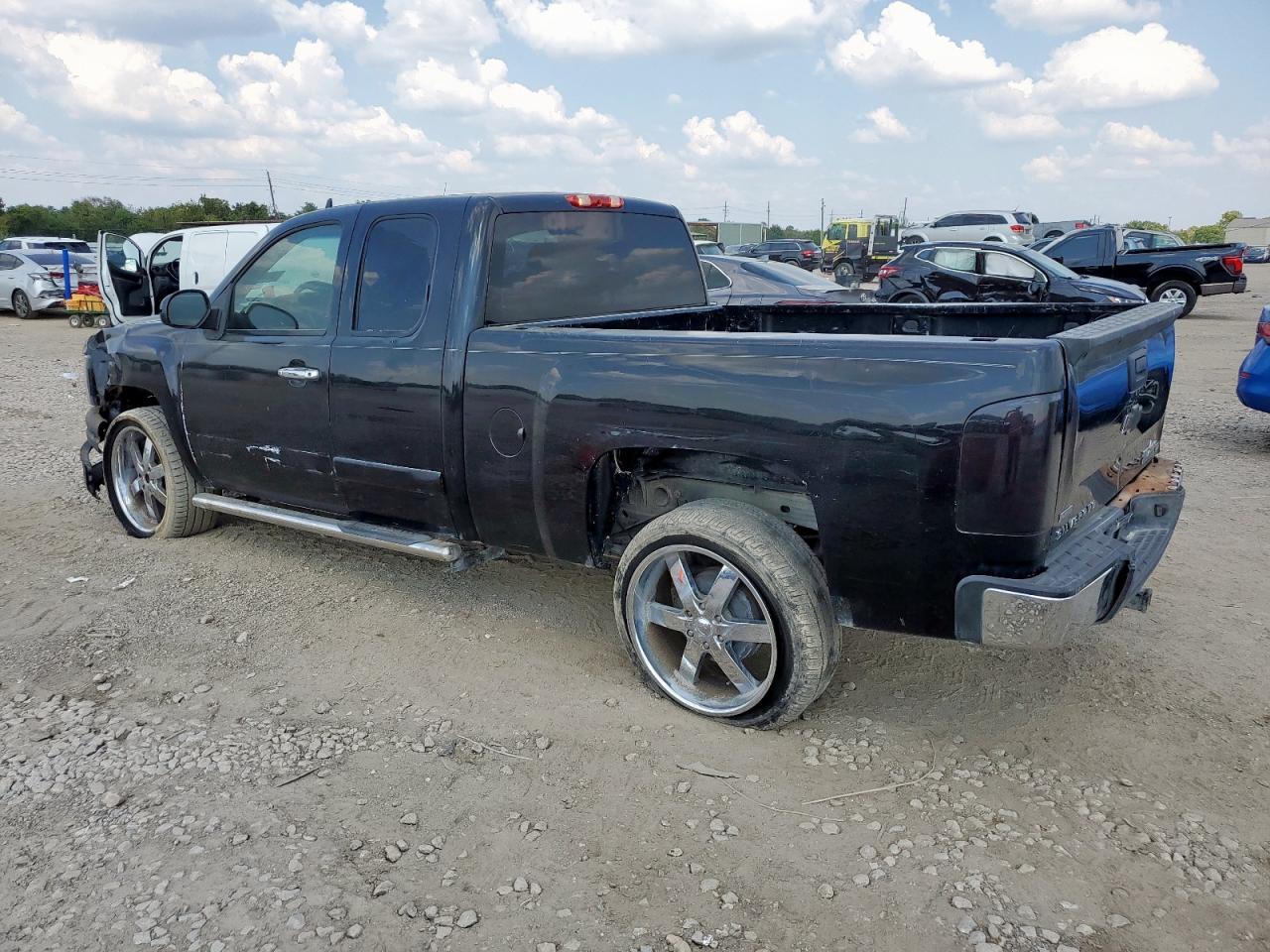 2012 Chevrolet Silverado C1500 Lt - Фото 2