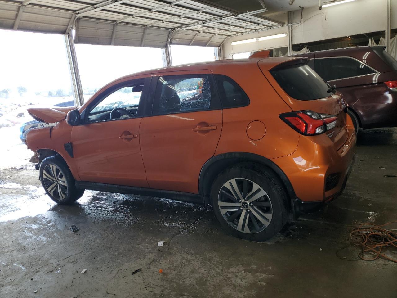 2022 Mitsubishi Outlander Sport Es - Фото 2