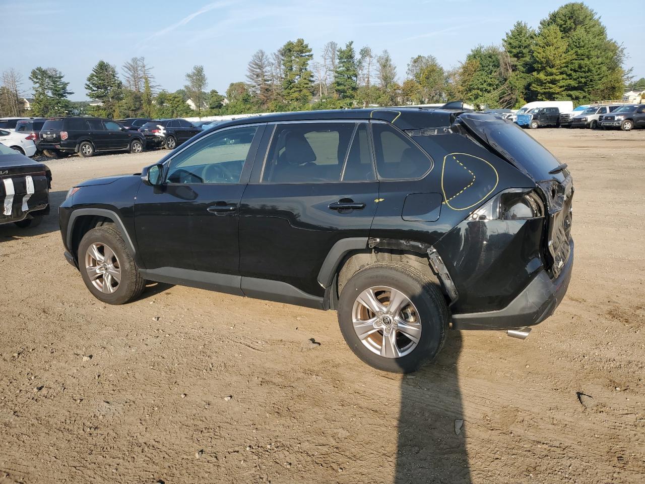 2022 Toyota Rav4 Xle - Image 2