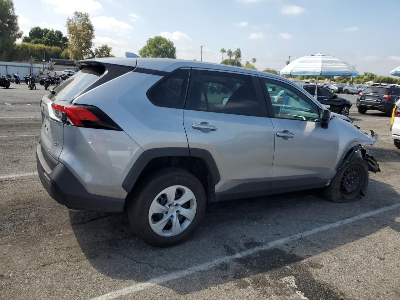 2024 Toyota Rav4 Le - Фото 3