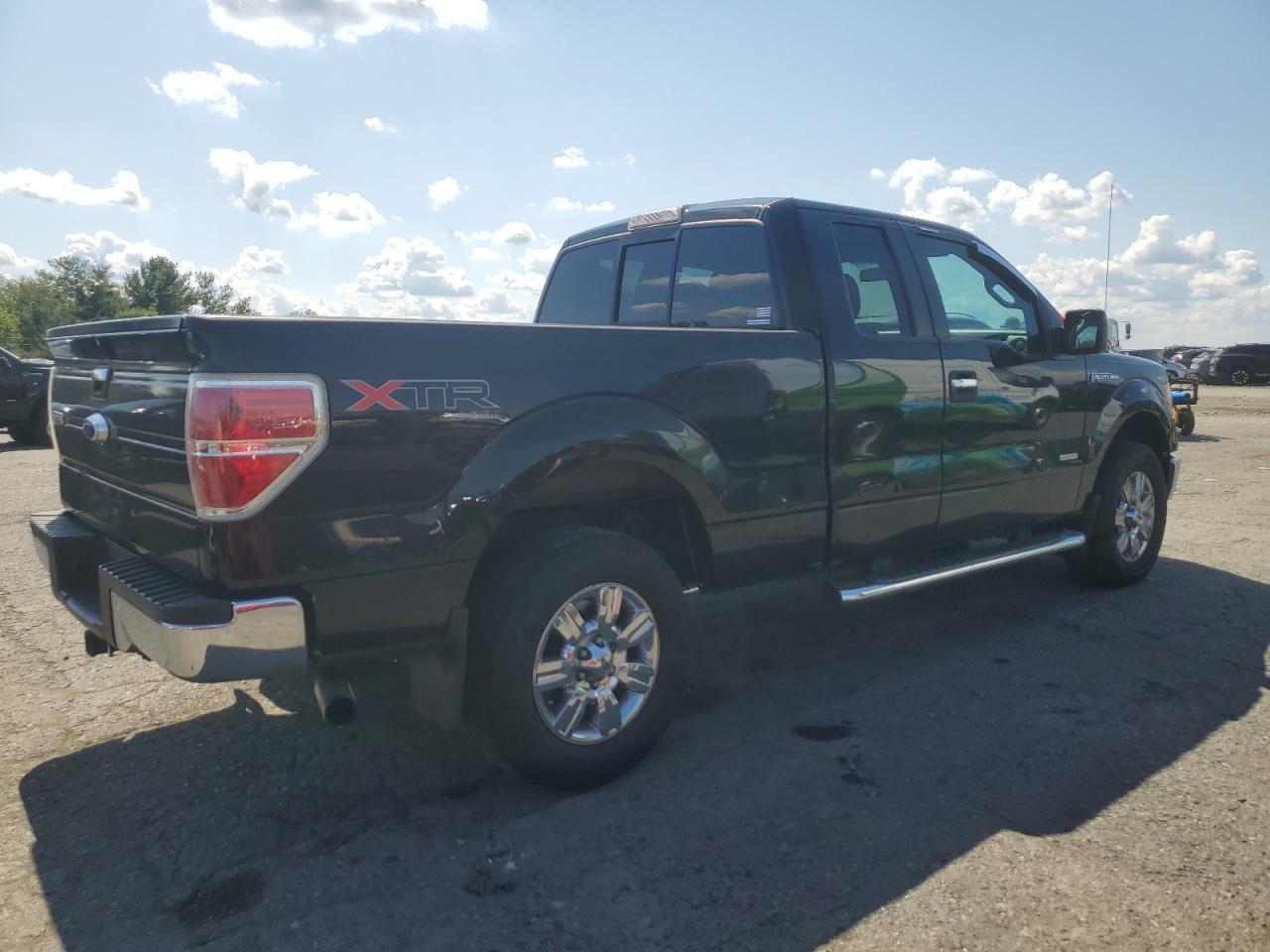 2011 Ford F150 Super Cab - Image 3