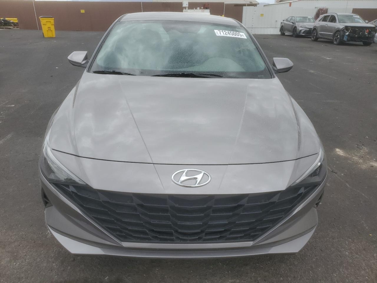 2023 Hyundai Elantra Se - Фото 5