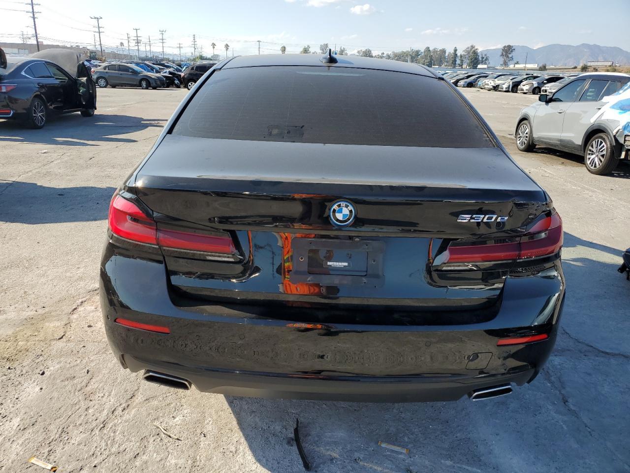 2022 BMW 530E - Image 6