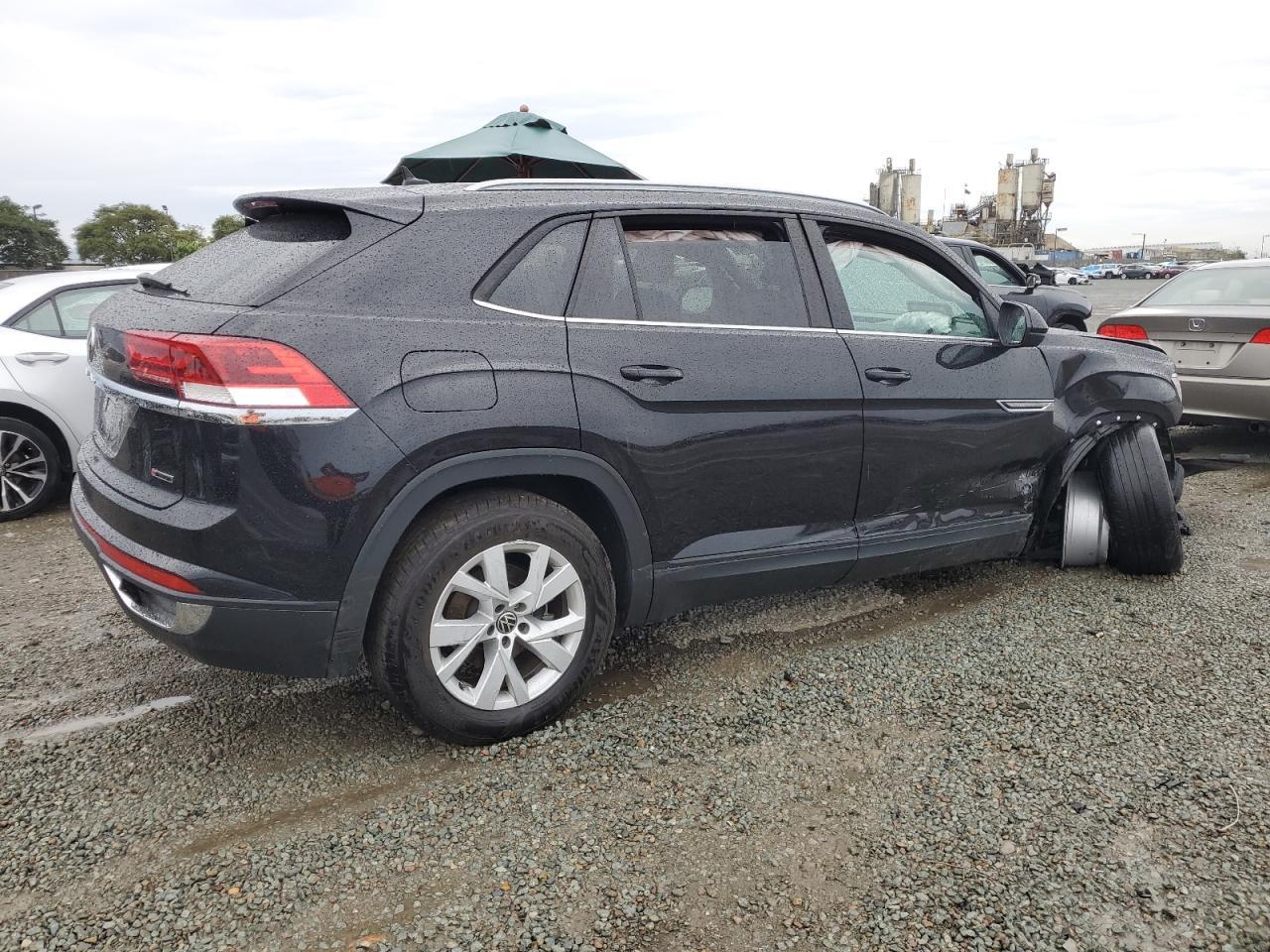 2021 Volkswagen Atlas Cross Sport S - Image 3