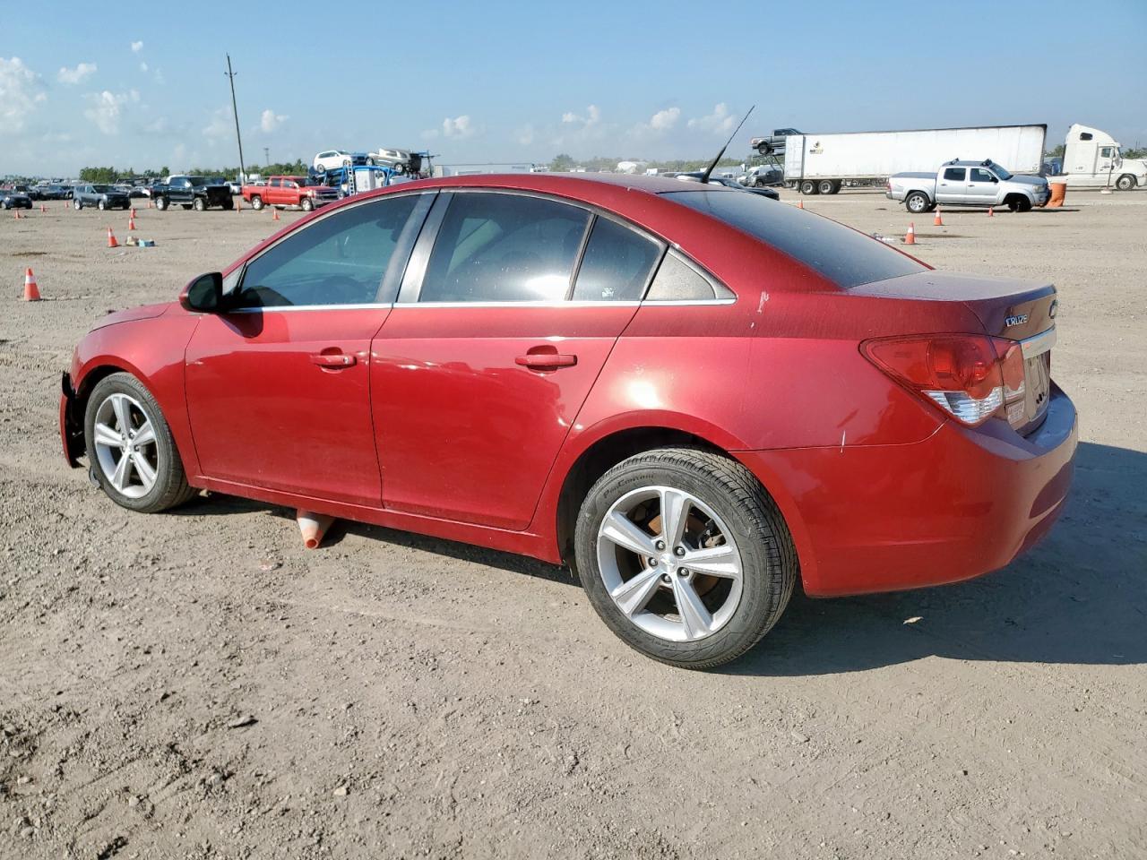 2014 Chevrolet Cruze Lt - Image 2