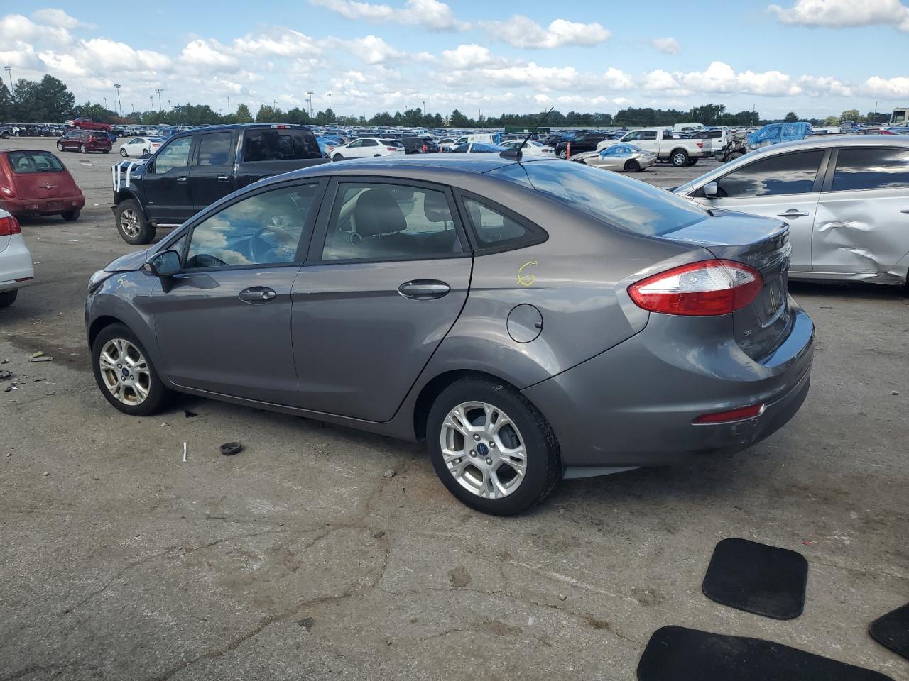 2014 Ford Fiesta Se - Фото 2