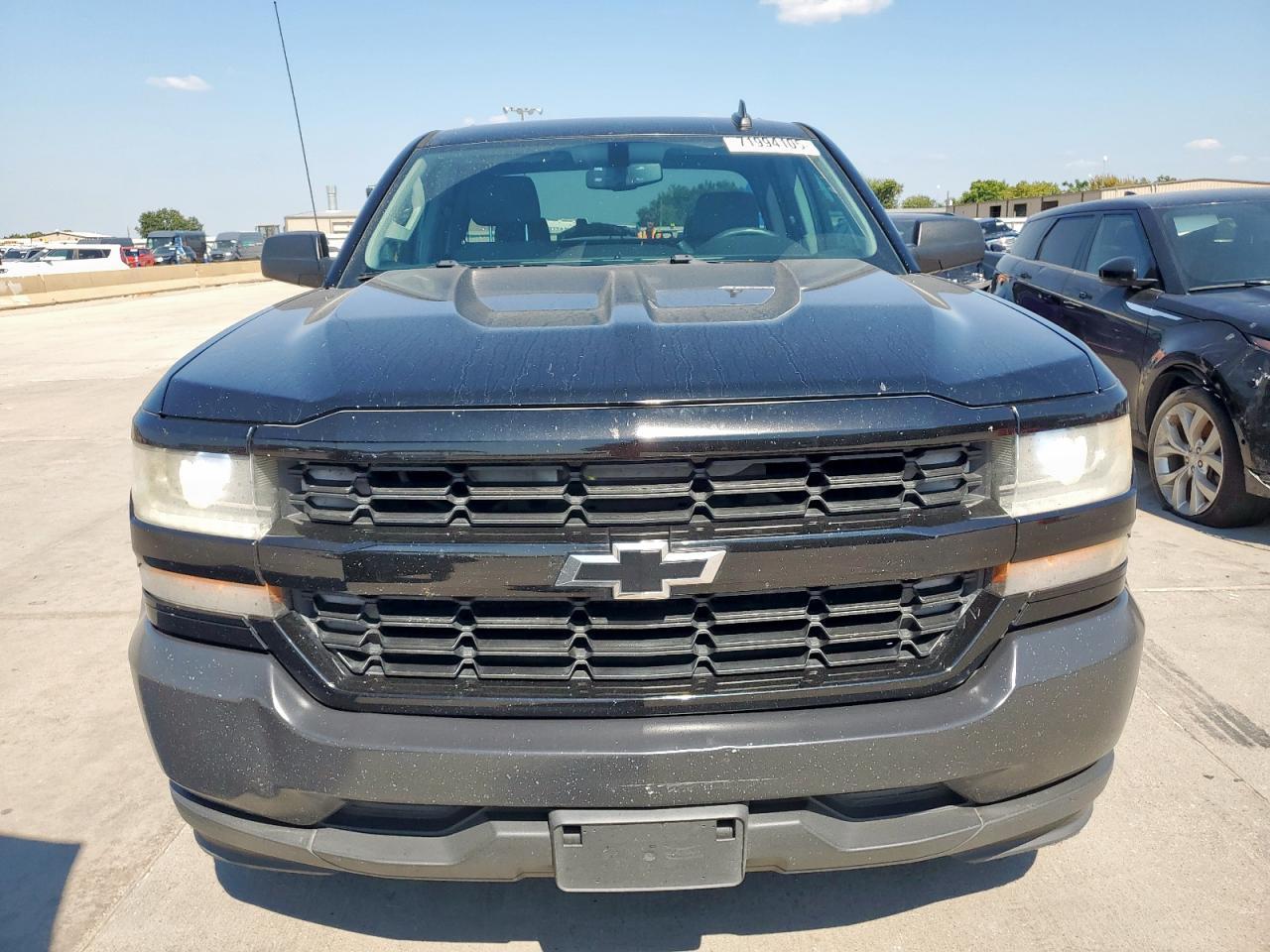 2016 Chevrolet Silverado C1500 - Image 5
