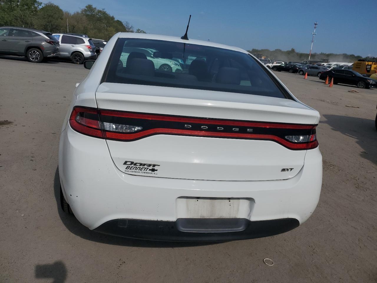 2015 Dodge Dart Sxt - Image 6