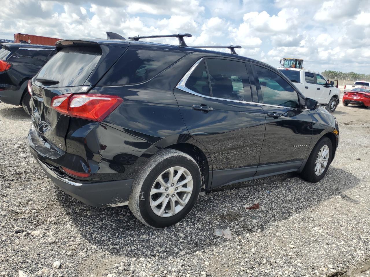 2018 Chevrolet Equinox Lt - Image 3