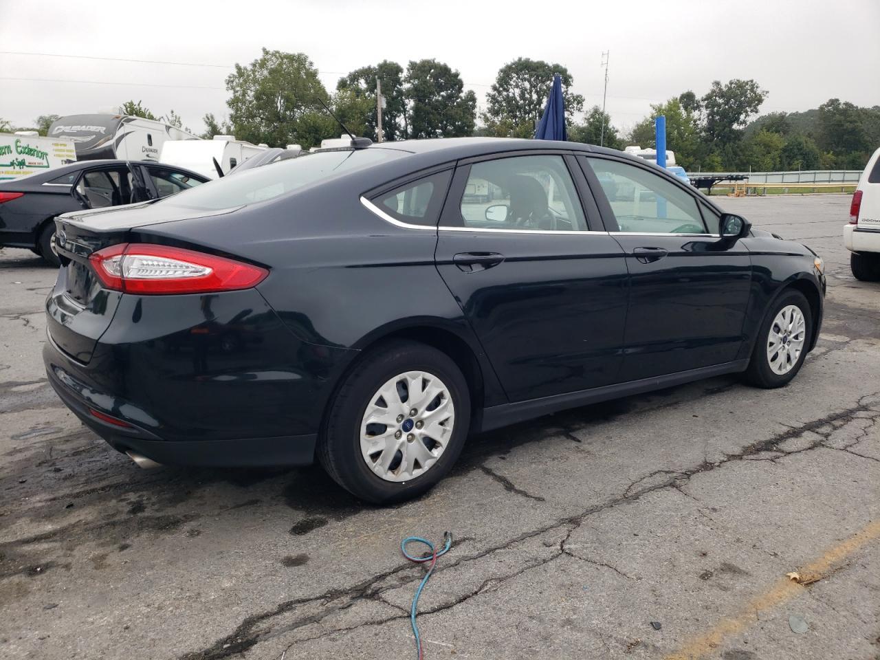 2014 Ford Fusion S - Image 3