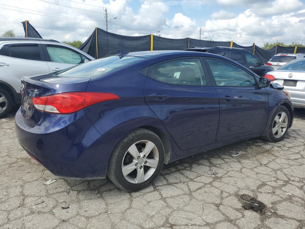 2013 Hyundai Elantra Gls - Фото 3