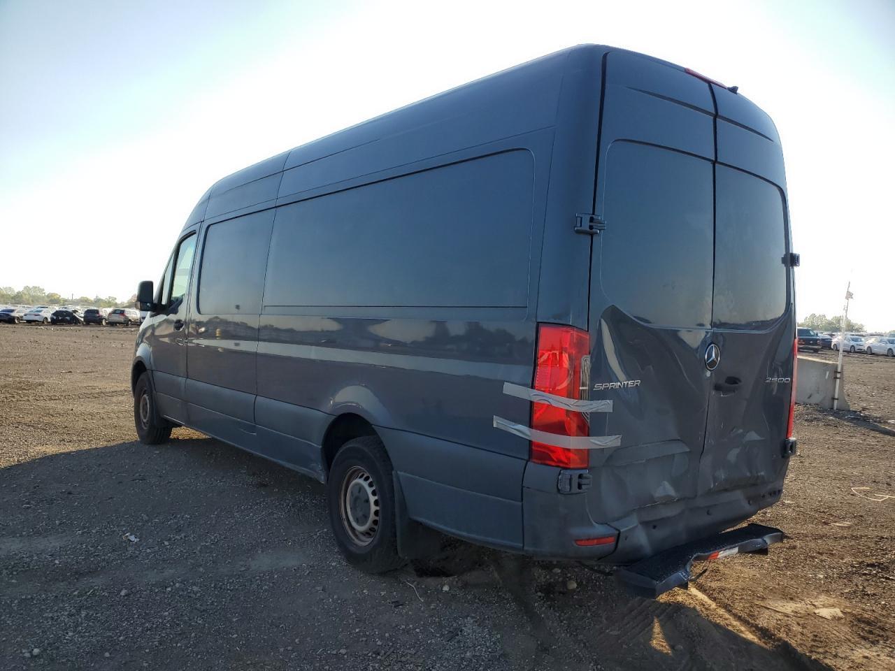2019 Mercedes-Benz Sprinter - Фото 2
